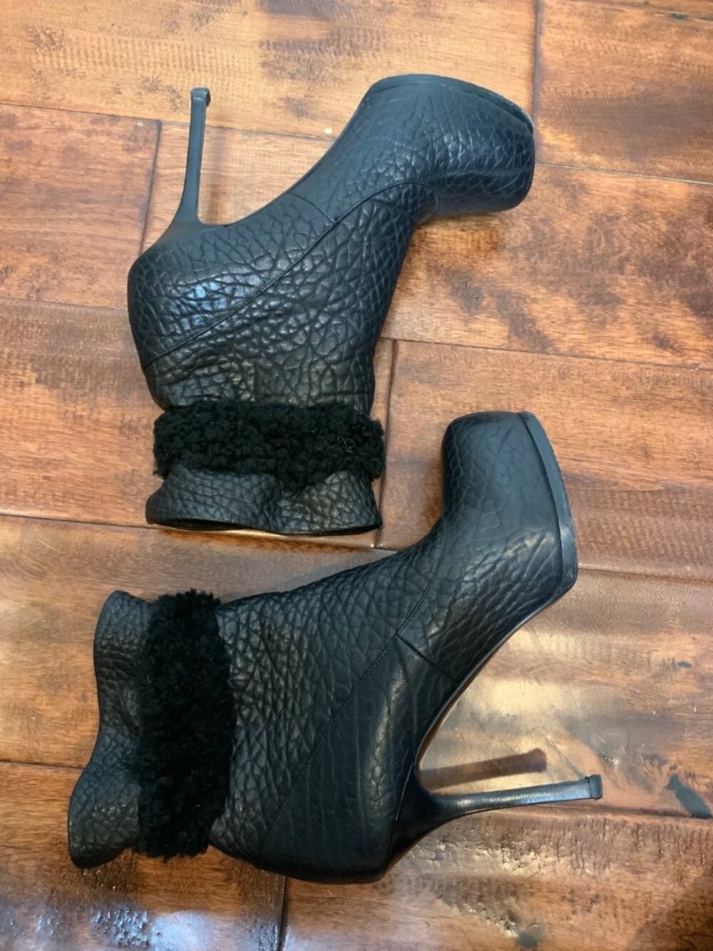Yves Saint Laurent Black Leather Tribtoo Black Shearling Booties Sz 6.5 | 36.5 - Picture 5 of 8